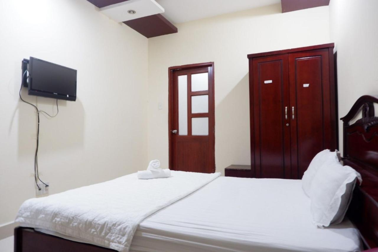 Reddoorz Tuan Viet Dinh Tien Hoang Hotel